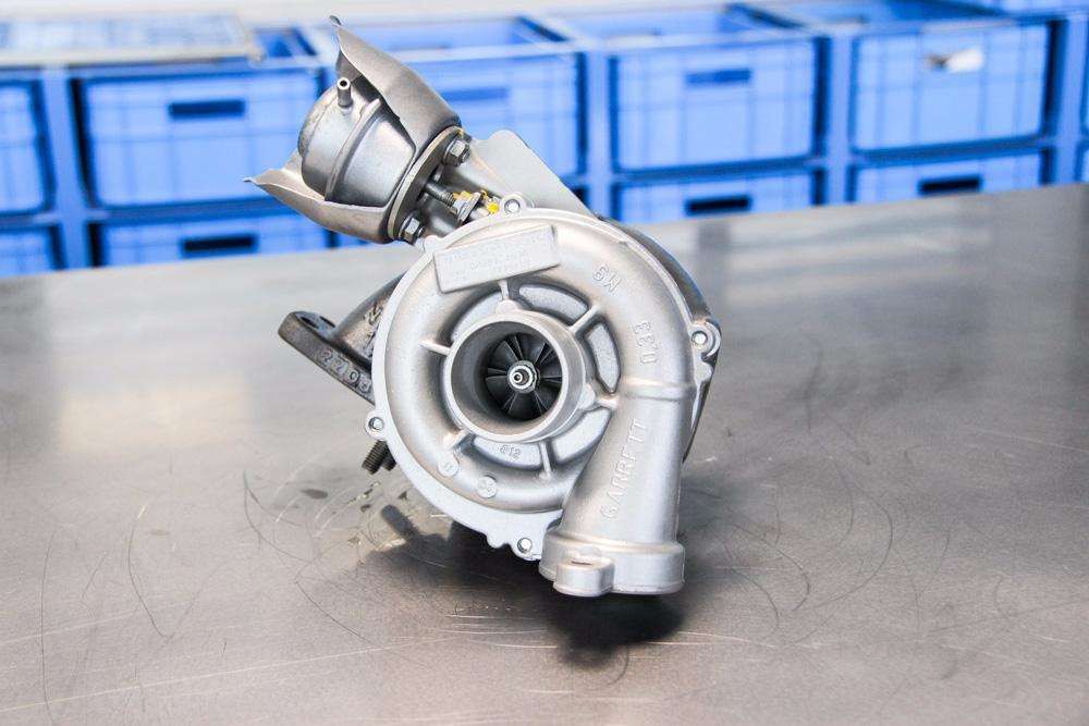 Turbina 1.6 Ford Focus 1.6 tdci 109cp Turbo nou reparat Service Montaj