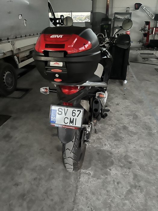 Vand honda  xl 700 v transalp  impecabila