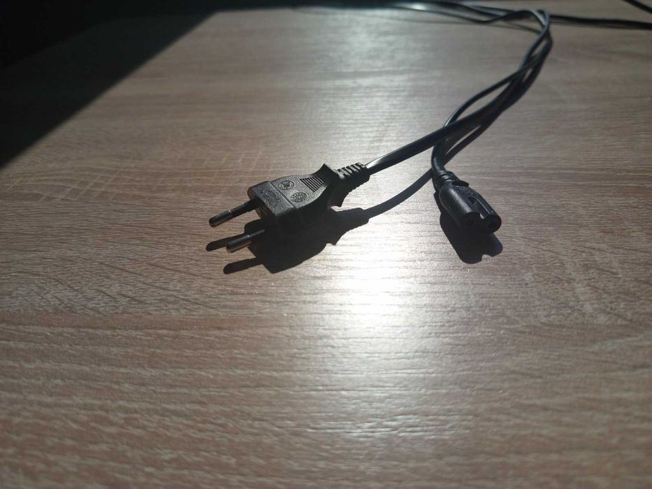 PS 4 slim !!! Има 872 гб място!! HDMI