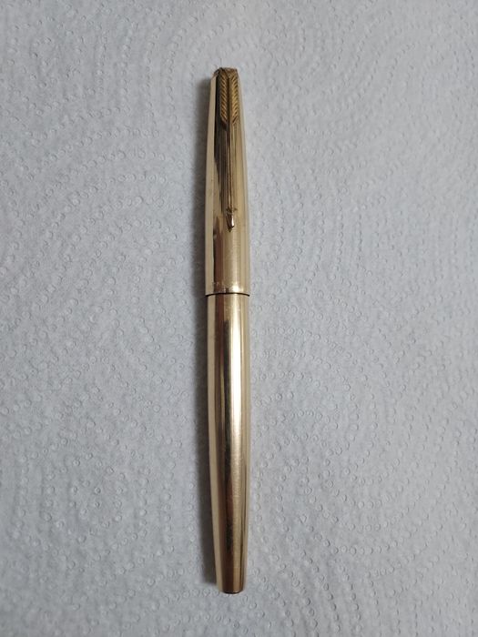 Stilou Parker 65 penita aur 14k