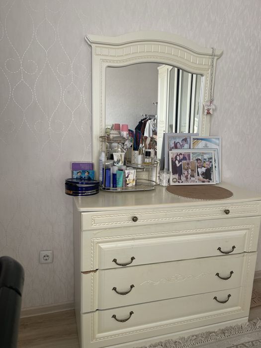 Спальный гарнитур