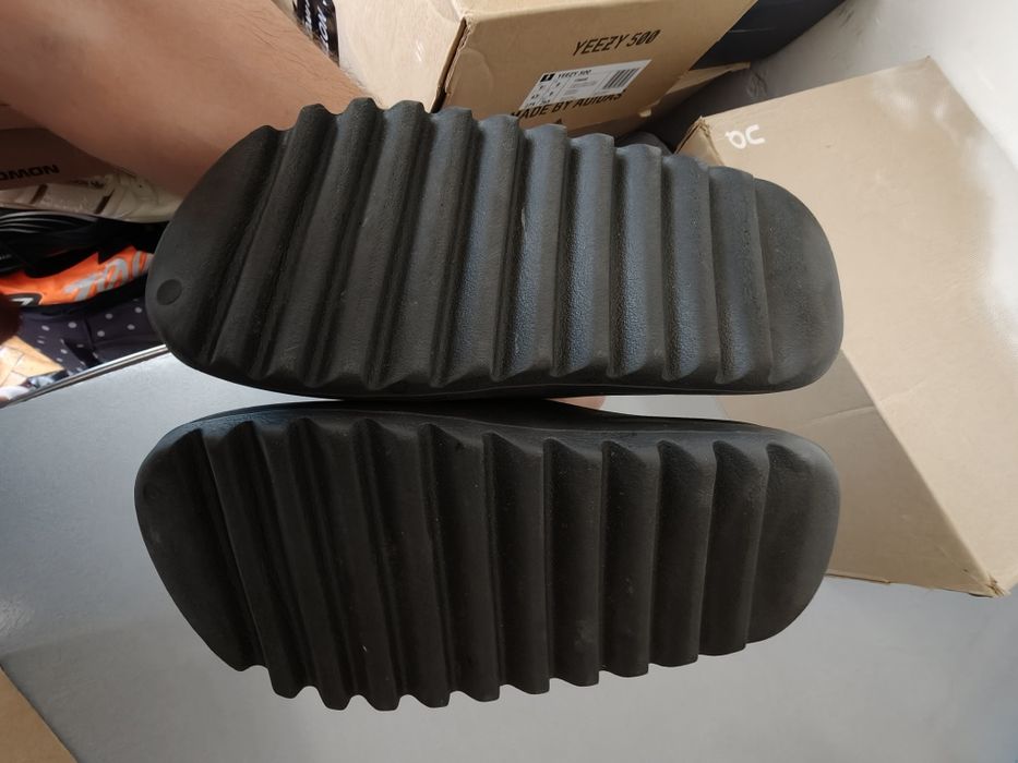 Adidas yeezy slides onyx HQ6448 slide slapi