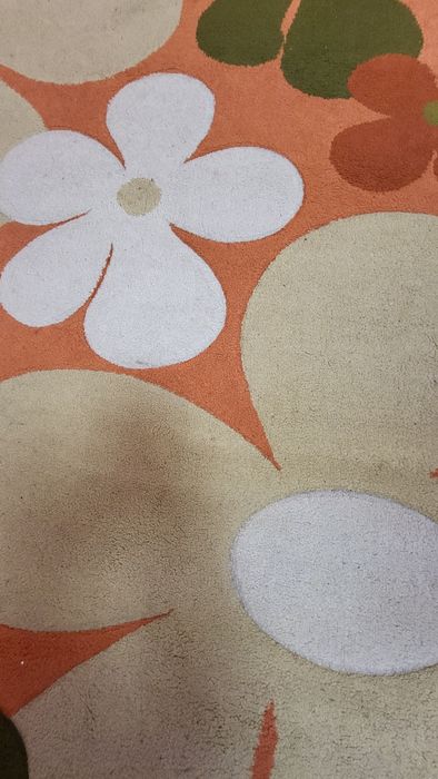 Килим в пъстри цветове