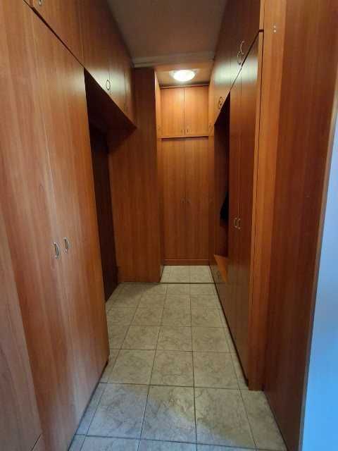 Продава се Тристаен апартамент в Търговище, Център - 85 кв.м за 642 €/кв.м - Снимка #9