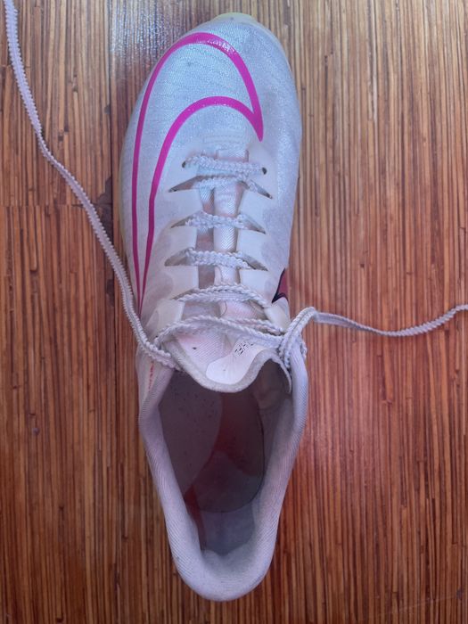 кроссовки для легкой атлетики