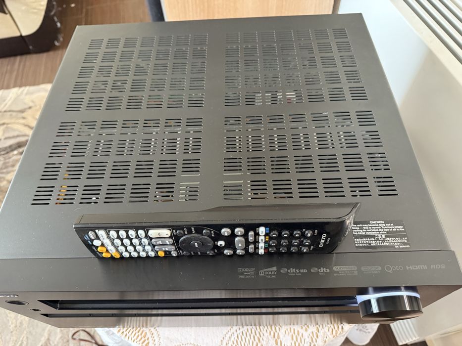 Onkyo TX-NR818 Качествен ресивър