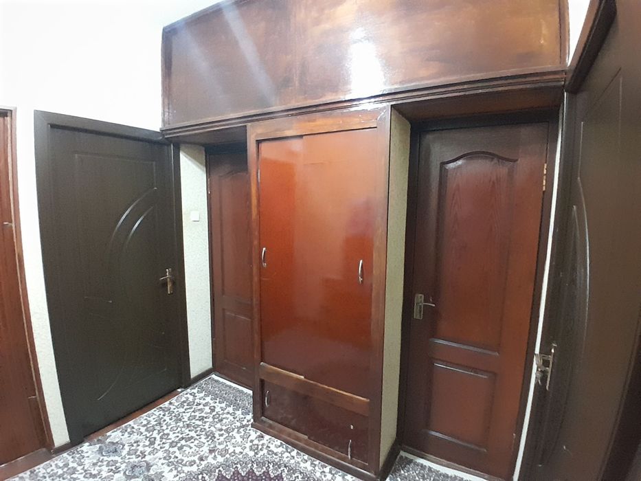 Чиланзар 9 кв 6 дом 1 этаж Офис килса хам булади