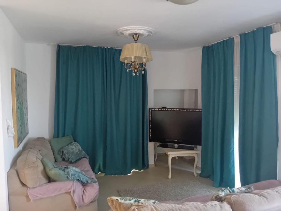 Închiriez Apartament cu 3 camere, 3 băi, 4 balcoane + parcare | Calea Torontalului