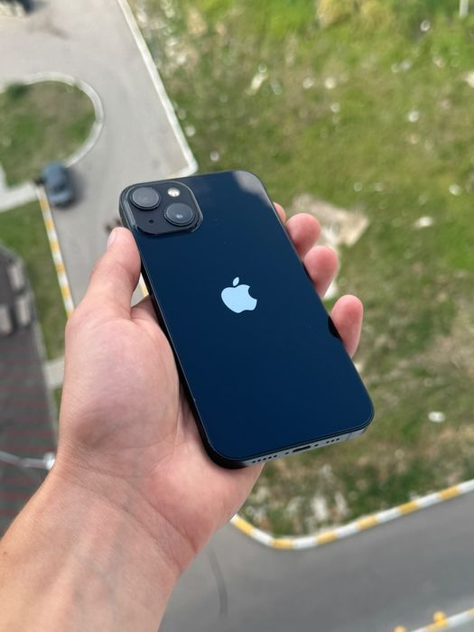 Iphone 13 отличное  состояние