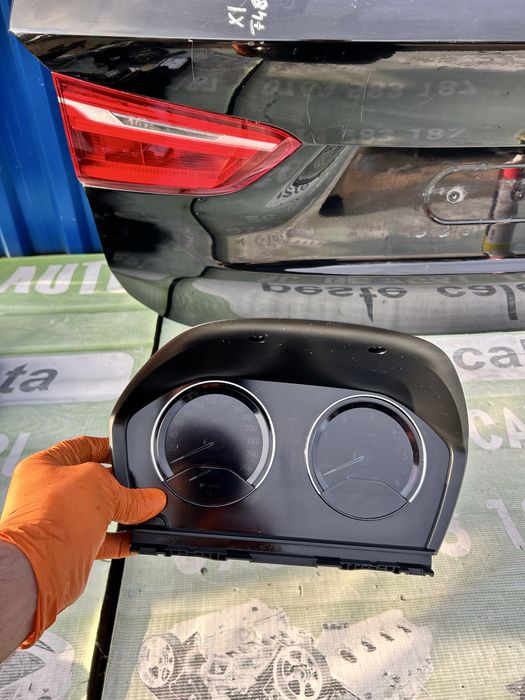 Ceasuri bord BMW X1 F48 2.0 D 2017