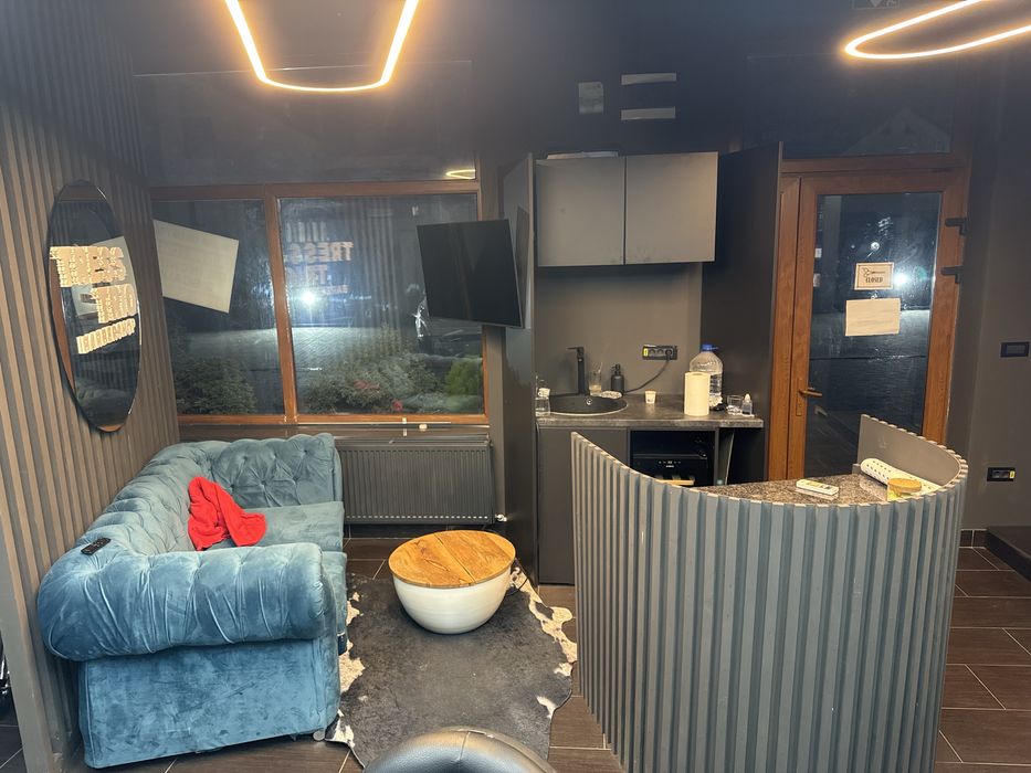 Garsoniera cu o camera si o baie