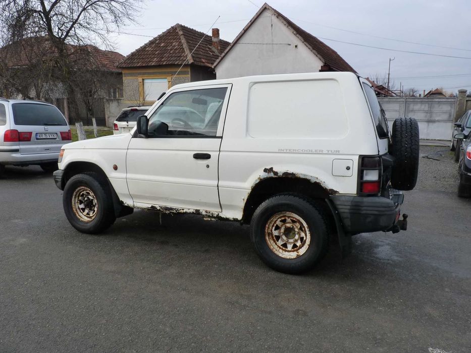 Mitsubishi  Pajero 2.5 Clima