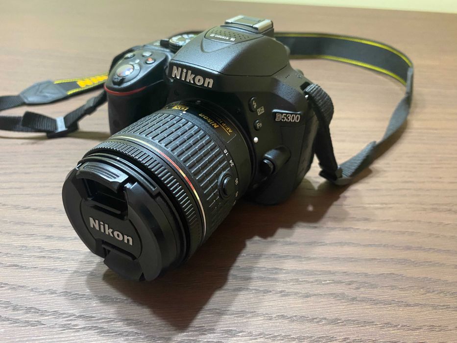 Kit Nikon D5300 – Stare excelentă
