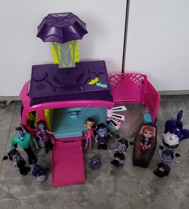 Set vampirina 120lei