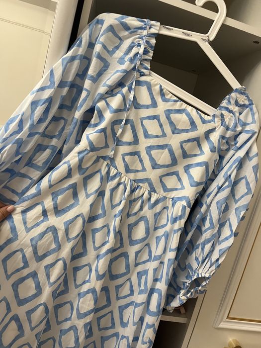 Продаю платье новое