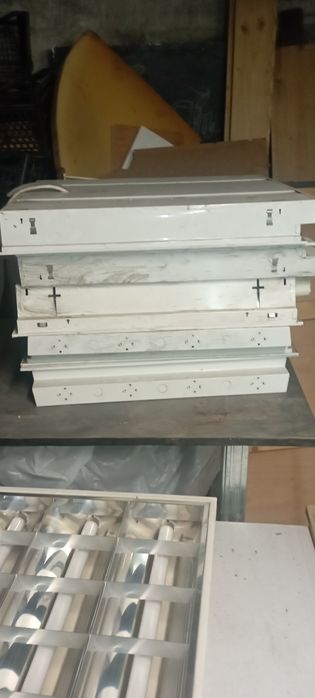 Vând 6 bucăți Lampi casetate