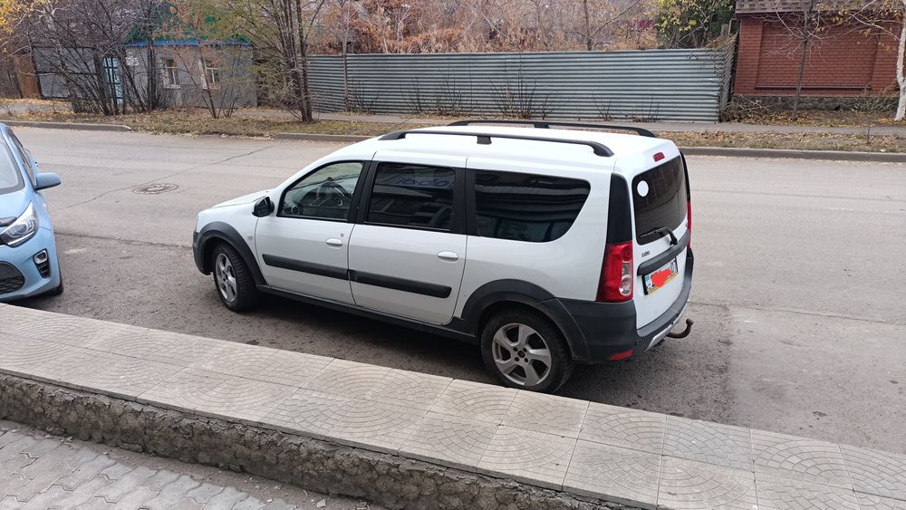 Продам Ларгус в отличном состояний