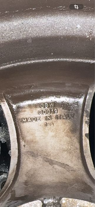 Vând 225/ 45/ R17