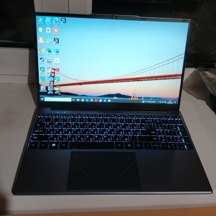 Nootbook yangi ochilgan