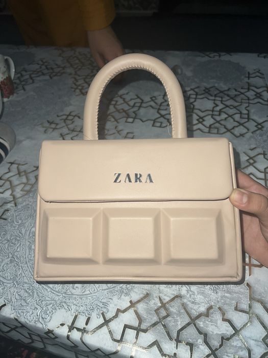 Zara sumkasi ayollar uchun