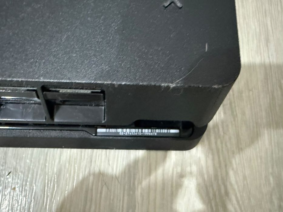 Sony PlayStation 4 Pro 1 ТБ