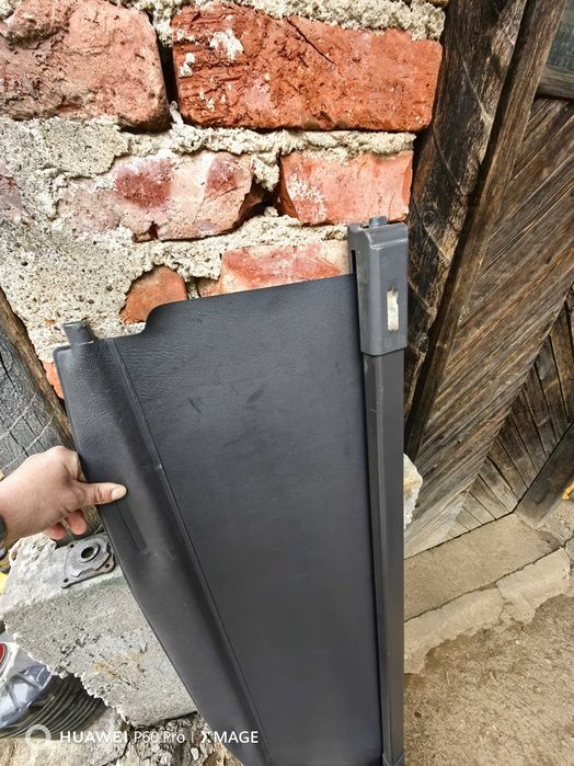 Продавам щора за багажник Mercedes A class 1997-2002