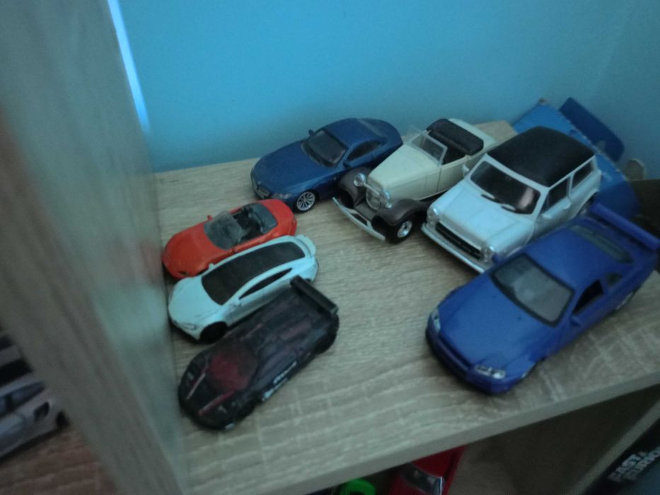 Hot wheels колички