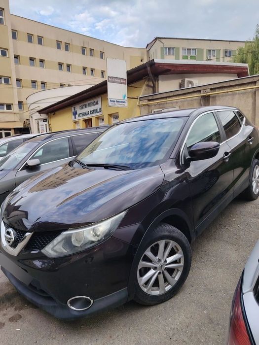 Nissan Qashqai Al treilea proprietar (anterior în leasing)