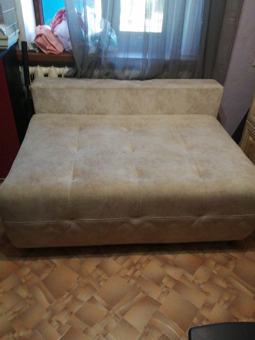 Продам тахту, только самовывоз