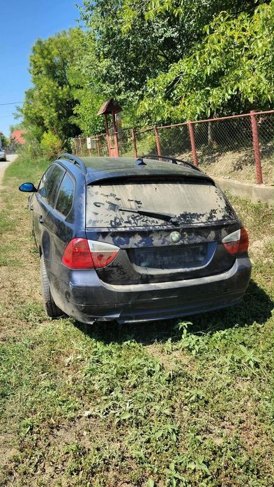 Dezmembrez BMW e91 2.0 318d 163cp