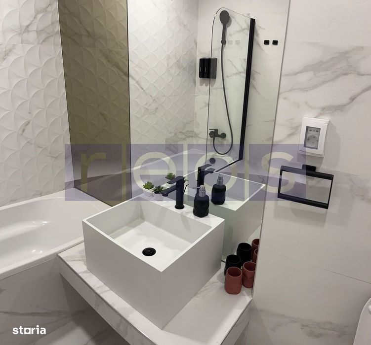 De Inchiriat  2 Camere Novum Politehnica 63 Mp Decomandat - Parcare