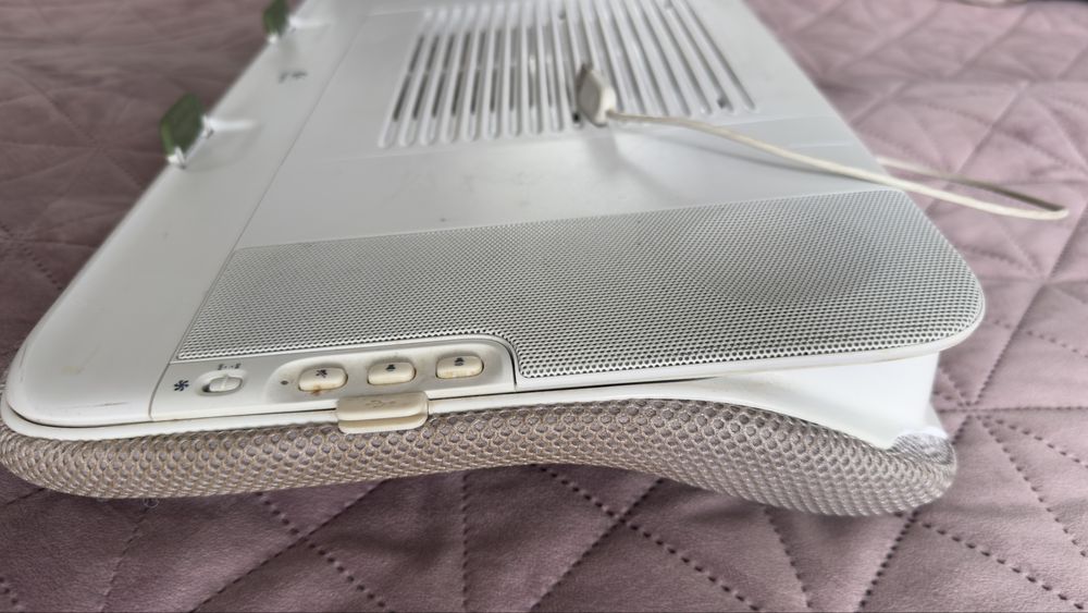 Охлаждаща подложка Logitech N700