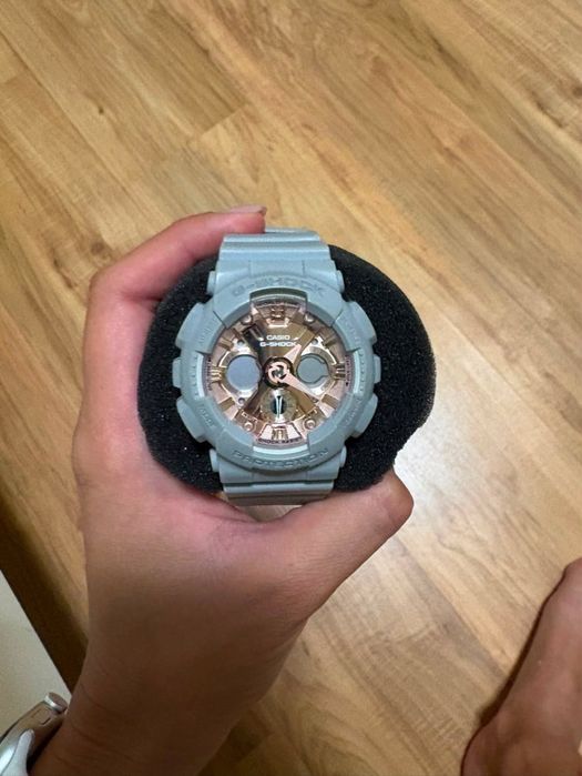 Casio G-SHOCK светло син