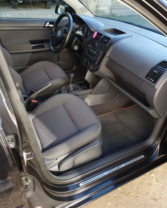 Vw Polo 9N 1.2 benzină ideală începători șoferi - înmatriculat Ro
