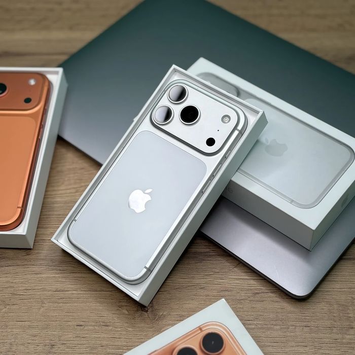 Apple iPhone 17 Pro E-Sim 256Gb | 0•0•24 | Гарантия | Trade in