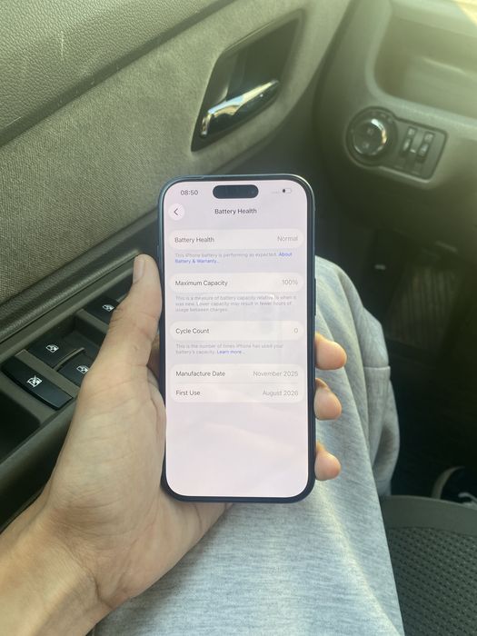 Iphone 17 pro Deep Blue