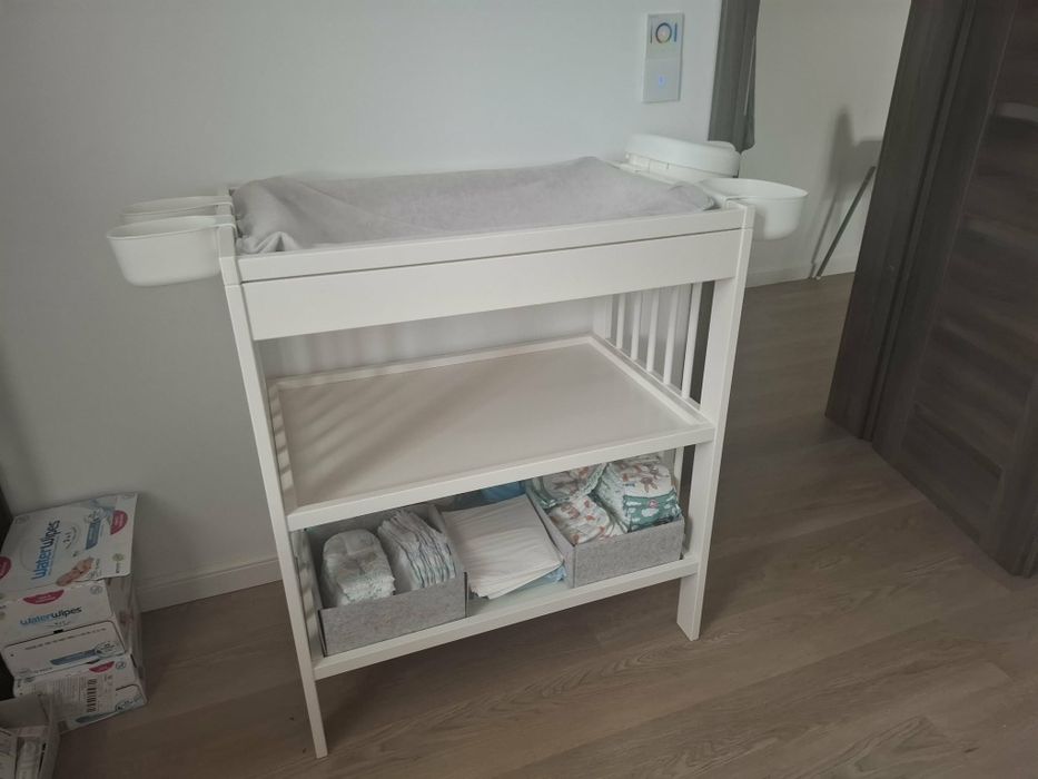 Masa infasat ikea  Gulliver cu cosuri si saltea