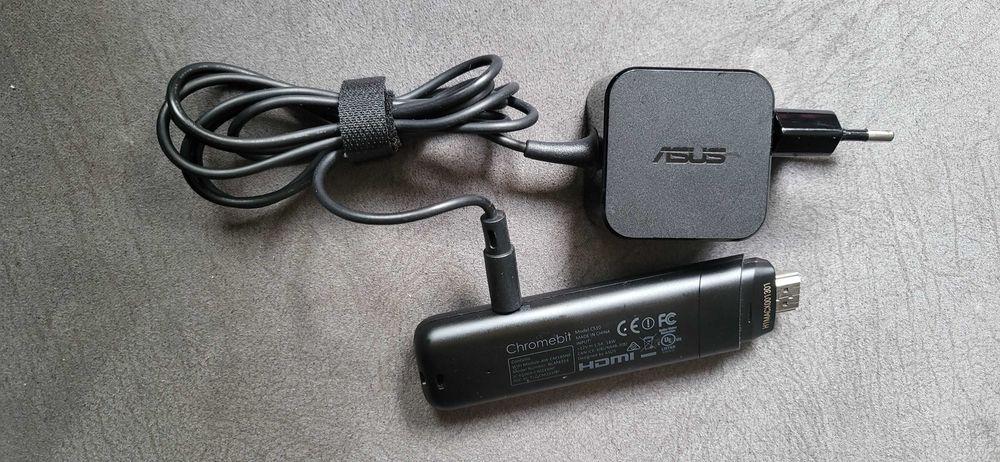 ASUS Chromebit CS10 16GB eMMC 2GB LPDDR3 PC Stick fuctional