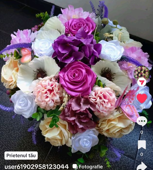 Buchete și aranjamente din satin