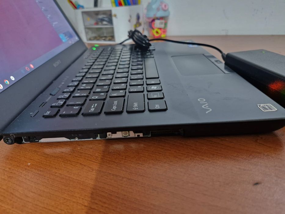 Продам ноутбук VAIO  Sony