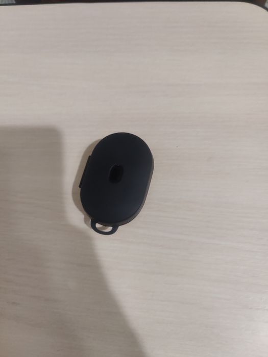Продам наушники Xiaomi Earbuds basic 2