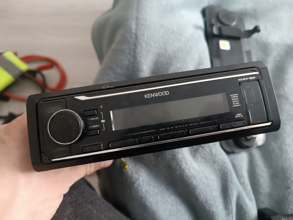 Магнитола в хорошем состоянии