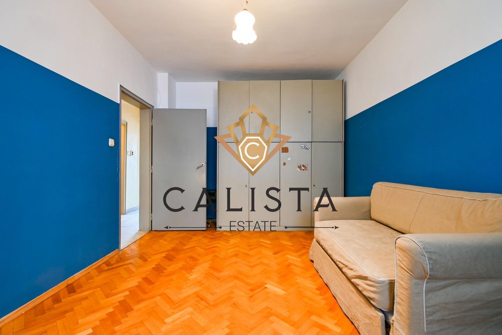 Дава се под наем Тристаен апартамент в София, Оборище - 95 кв.м за 697.17 € - Снимка #1