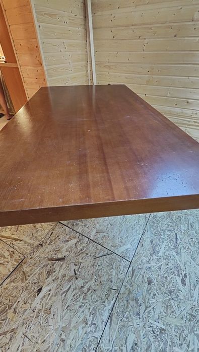 Маса и столове, масив