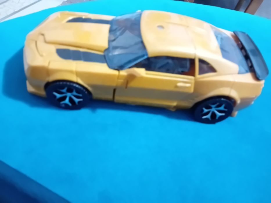 Transformers masina robot galbena