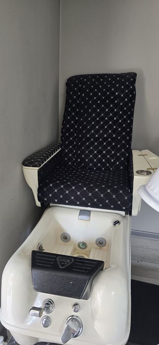 Продам педикюрное кресло