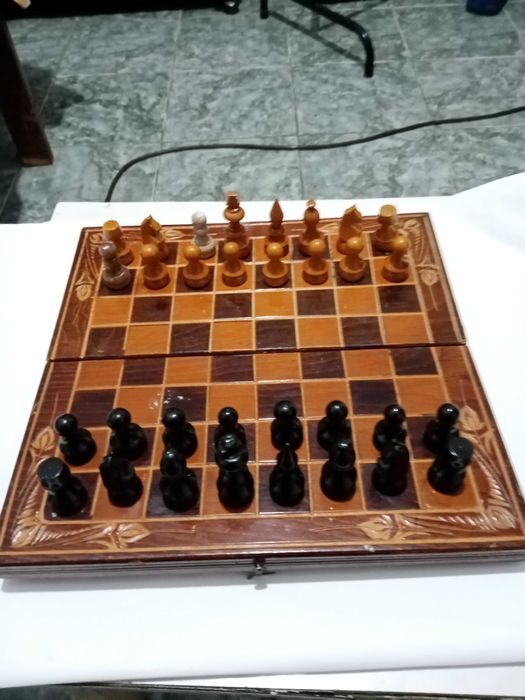 Sah de lemn,caseta mare si medie.