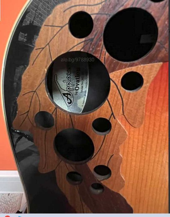 Продава електроакустична китара ”Applause” на фирмата ”Ovation”