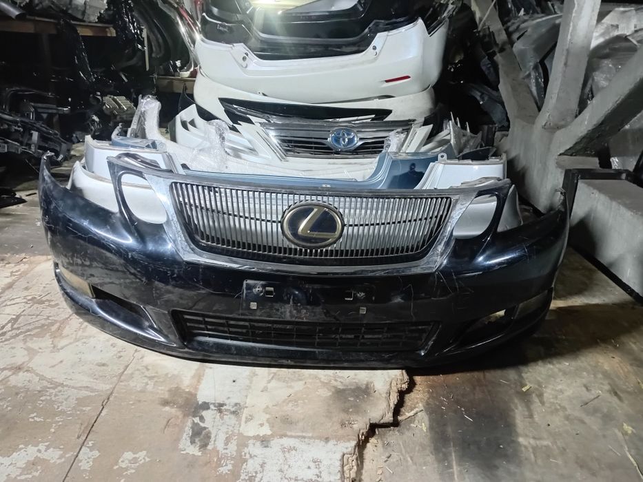 Передний бампер Lexus GS190