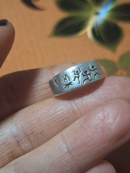 Inel argint 925,figuri rupestre.Marimea 6